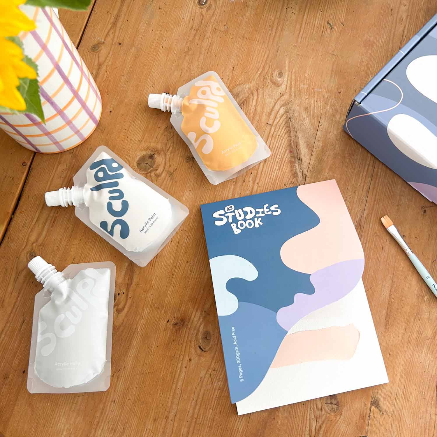 Acrylic Metallic Paint Set - Image 9